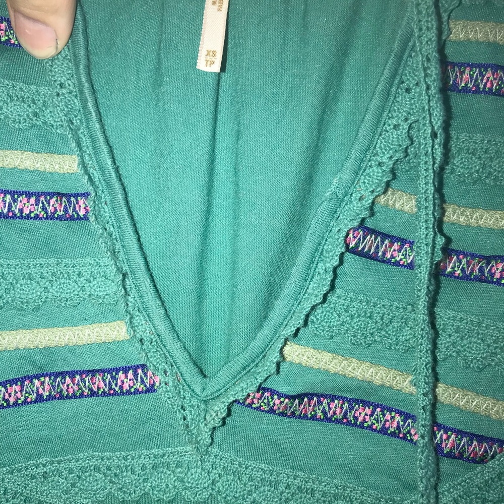 Free People Crochet V Neck Embroidered Crochet Top - Picture 5 of 6